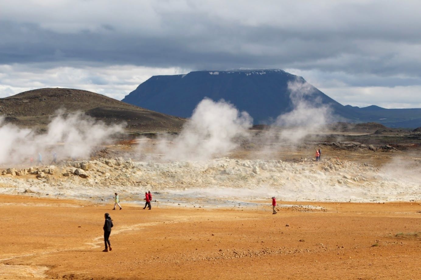 Terminiai vandenys Islandijoje
