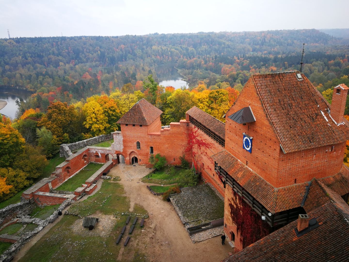 Pilis Latvijoje
