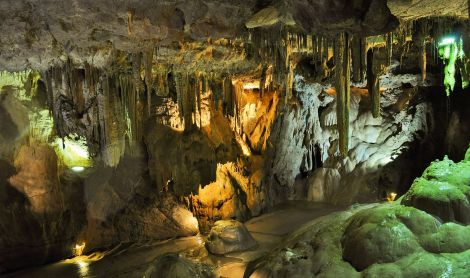 Slovakija. Stalaktitų – stalagmitų urvai.
