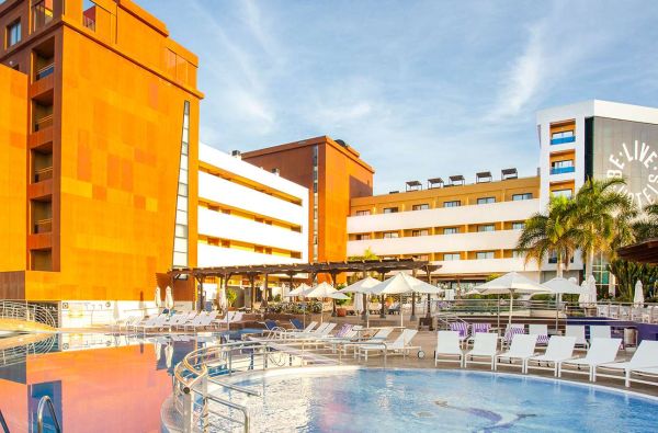 Kosta Adechė. Nuostabus laikas su šeima TENERIFĖJE. Skrydis, 7n. viešbutyje BE LIVE EXPERIENCE LA NINA 4*, su "viskas įskaičiuota" - nuo 735 €!