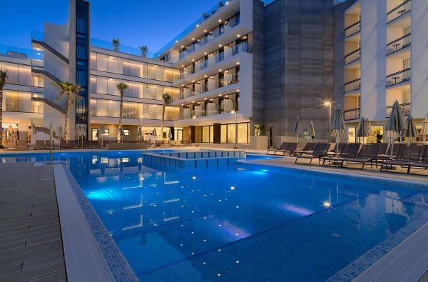 SANTA PONSA. Romantiškas pabėgimas į MALJORKĄ. Skrydis, 7n. viešbutyje H10 CASA DEL MAR 4*, su pusryčiais  - nuo 609€