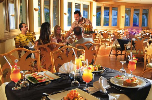 ŠARM EL ŠEICHAS. Karštos atostogos. Skrydis, 7n. puikiame viešbutyje TROPITEL NAAMA BAY 5* su ”viskas įskaičiuota” maitinimu!