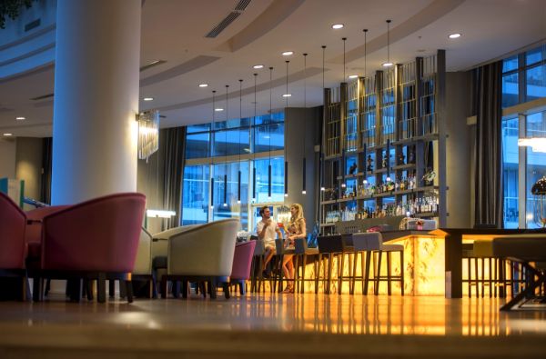 KEMERAS. Sužvejokite vasaros atostogas jau dabar! Poilsiaukite stilingame BARUT KEMER COLLECTION 5* viešbutyje Turkijoje ir mėgaukitės pasaulinio lygio aptarnavimu! Skrydis, 7 nakvynės 5* viešbutyje su „ultra viskas įskaičiuota“ maitinimu