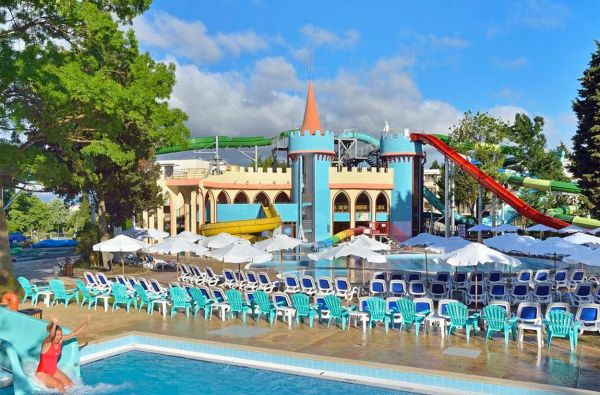 Planuokite įspūdingas vasaros atostogos Bulgarijoje 4* viešbutyje SOL NESSEBAR RESORT su skrydžiu ir maitinimu  „viskas įskaičiuota“