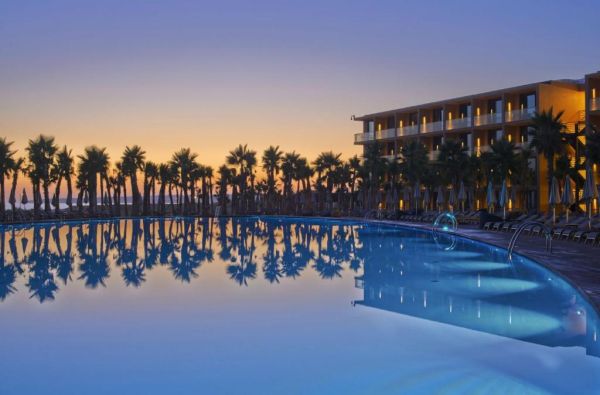 ALBUFEIRA. Išsiilgusiems ramybės, tai puikus pasirinkimas ALGARVĖJE. Skrydis, 7n. viešbutyje VIDAMAR RESORT ALGARVE 5*, su pusryčiais ir vakariene - nuo 839 €!