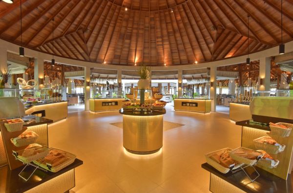 Šeimos atostogos Maldyvuose! Skrydis, pervežimas ir 7 n. viešbutyje KURAMATHI MALDIVES 4+*