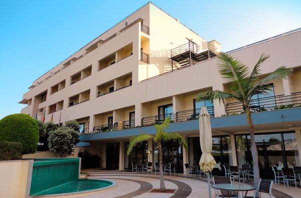 Funšalis. Jaukiam, romantiškam poilsiui MADEIROJE. Skrydis, 7n. viešbutyje MADEIRA PANORAMICO 4* su pusryčiais ir vakarienėmis - nuo 689 €!