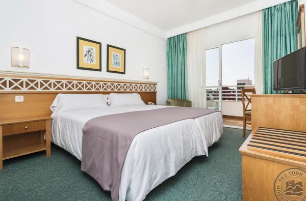 Santa Ponso. Išsvajotos šeimos atostogos MALJORKOJE. Skrydis, 7n. viešbutyje GLOBALES PIONERO SANTA PONSA 4*, su pusryčiais ir vakarienėmis - nuo 440 €!