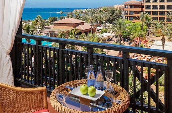 La Kaleta. Romantiškas poilsis nuolatos žaliuojančioje ir saulėtoje TENERIFĖJE. Skrydis, 7n. viešbutyje H10 COSTA ADEJE PALACE 4*, su pusryčiais ir vakariene - nuo 845 €!