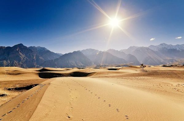 (Ne)atrastasis Pakistanas: kelionė laiku per budų paslaptis, imperijų citadeles ir paslaptingus slėnius