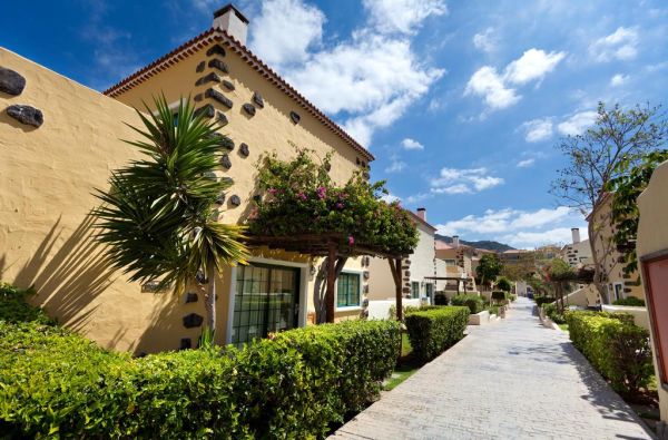 Kosta Adechė. Įsimintinos šeimos atostogos TENERIFĖJE. Skrydis, 7n. viešbutyje GF ISABEL 4*, be maitinimo - nuo 609 €!