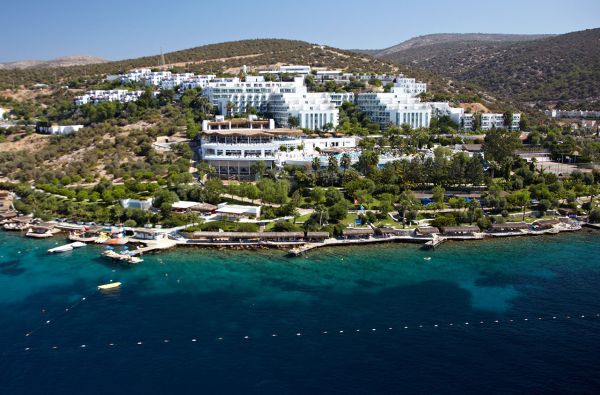 BODRUMAS. Išskirtinės atostogos prie Egėjo jūros. Skrydis, 7n. puikiame viešbutyje BODRUM HOLIDAY RESORT & SPA 4* su viskas įskaičiuota maitinimu!