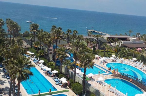 ALANIJA. Saulėtos atostogos ALANIJOJE. Skrydis, 7n. puikiame viešbutyje MERYAN 5* su viskas įskaičiuota plius maitinimu!