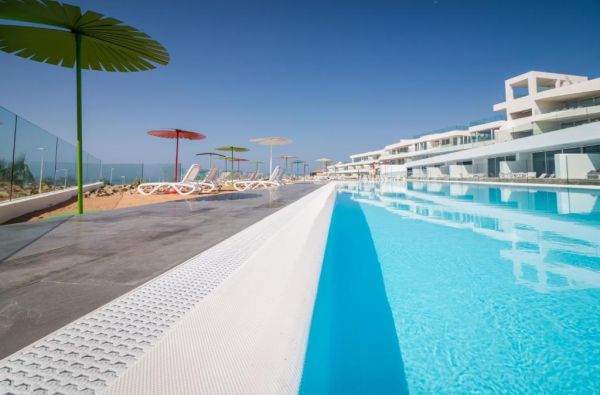 Kosta Adechė. Nepriekaištingas poilsis moderniame viešbutyje - TENERIFĖJE. Skrydis, 7n. viešbutyje BAOBAB SUITES 5*, su pusryčiais - nuo 1173 €!