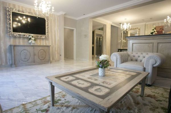 KALABRIJA. Buon Giorno Italija! Atraskite dar netyrinėtą Pietų Italijos perlą, kurį įsimylėsite iš pirmo žvilgsnio. Stebėkite paveikslo vertą spalvingą saulėlydį, mėgaukitės nuostabia gamta. Skrydis, 7n. 4* viešbutyje COLOMBA D'ORO su pusryčiais!