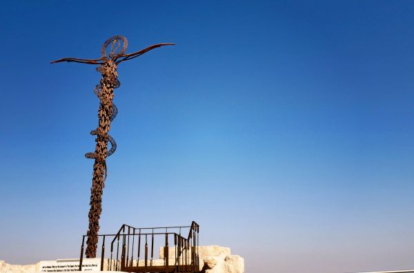 JORDANIJA – dykumų paslaptys, Petros stebuklas su poilsiu prie Raudonosios jūros 12d.