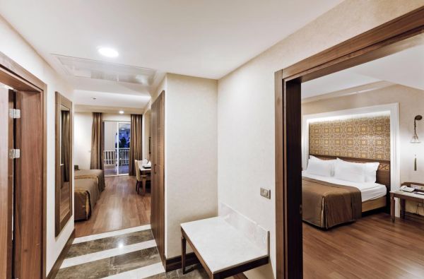 TEKIROVA. Nuotykiai, karšta saulė, šilta jūra ir nepamirštami įspūdžiai GURAL PREMIER TEKIROVA 5* viešbutyje – tobulas pasirinkimas svajonių atostogoms Turkijoje! Skrydis, 7 n. VIP klasės 5* viešbutyje su „ultra viskas įskaičiuota“ maitinimu