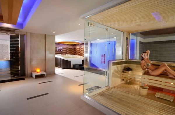 HURGADA. Kokybiškos atostogos. Skrydis, 7n. puikiame viešbutyje PICKALBATROS ALBATROS WHITE BEACH 5* su ”viskas įskaičiuota” maitinimu!