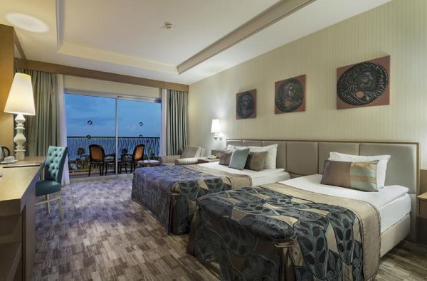 KEMERAS. Sunku atsispirti mintims apie atostogas?Sustok akimirka žavinga.Jūs jų nusipelnėte. Tad nieko nelaukite ir kraukitės lagaminus. Keliaujam į saulėtąją Turkiją.Skrydis,7 n. 5* KILIKYA PALACE GOYNUK viešbutyje su „ultra viskas įskaičiuota“ maitinimu