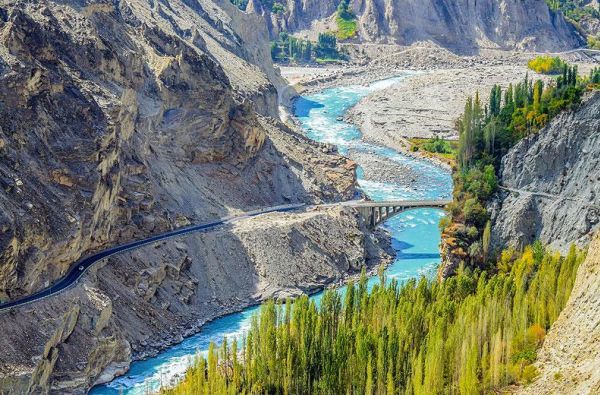 (Ne)atrastasis Pakistanas: kelionė laiku per budų paslaptis, imperijų citadeles ir paslaptingus slėnius