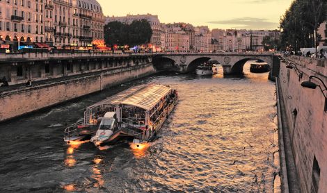 Prancūzija. Senos upė.