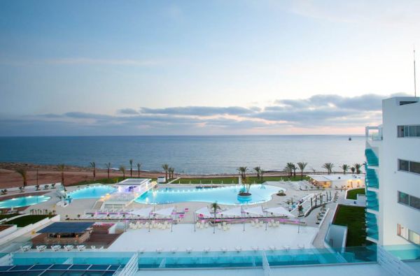 Kvapą gniaužiančios atostogos Kipre 5*  viešbutyje King Evelthon Beach & Resort