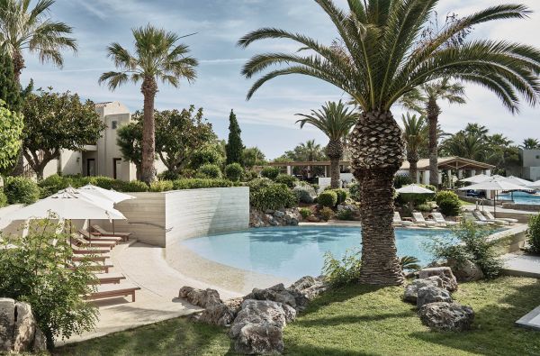 KRETA. Atostogos žalioje oazėje. Skrydis, 7n. CRETAN MALIA PARK 5* viešbutyje su pusryčiais.