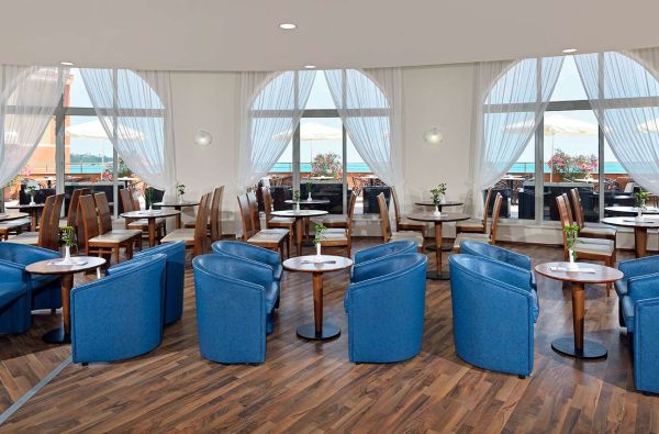 Smagių akimirkų kupinos atostogos Bulgarijoje 4* viešbutyje SOL LUNA BAY RESORT su skrydžiu ir maitinimu „viskas įskaičiuota“