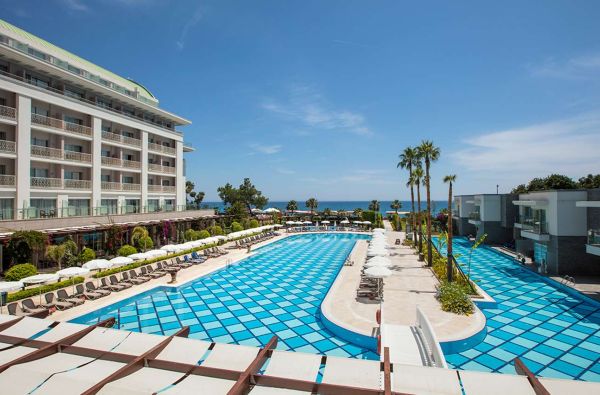 KEMERAS. Sunku atsispirti mintims apie atostogas?Sustok akimirka žavinga.Jūs jų nusipelnėte. Tad nieko nelaukite ir kraukitės lagaminus. Keliaujam į saulėtąją Turkiją.Skrydis,7 n. 5* KILIKYA PALACE GOYNUK viešbutyje su „ultra viskas įskaičiuota“ maitinimu