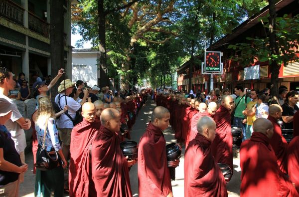 Mianmaro magija ir poilsis Ngapalio kurorte 13d.