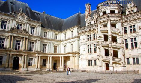 Prancūzija. Blua pilis.