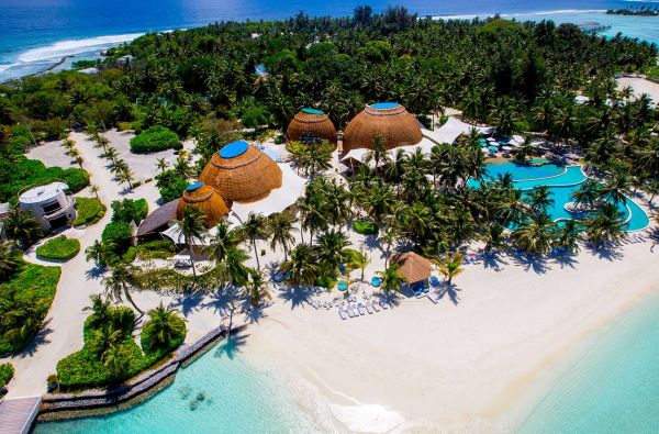 Tobulos atostogos Maldyvuose! Skrydis, pervežimas ir 7 n. viešbutyje HOLIDAY INN RESORT KANDOOMA 4+* su pusryčiais ir vakarienėmis