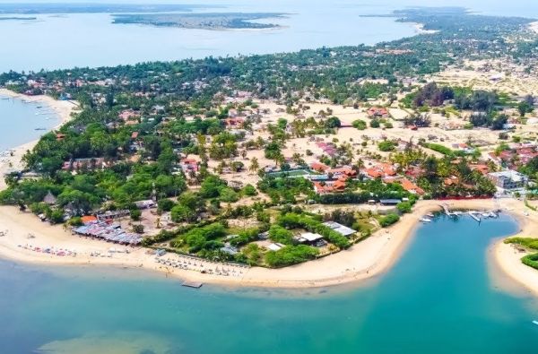 ANGOLA – už turistinių maršrutų ribų: peizažai, gentys ir Atlantas 15d.