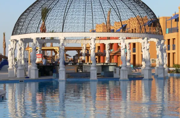 Titanic Palace