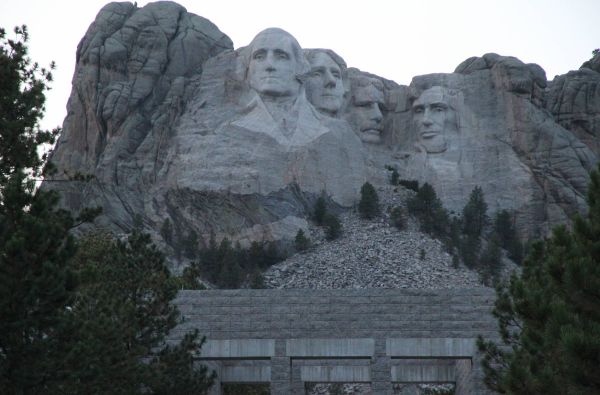 JAV - Laukinių Vakarų prerijos ir prašmatnioji Ramiojo vandenyno pakrantė 22d.