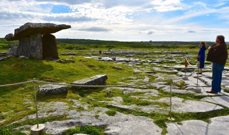 Airija. Poulnabrone dolmenas.