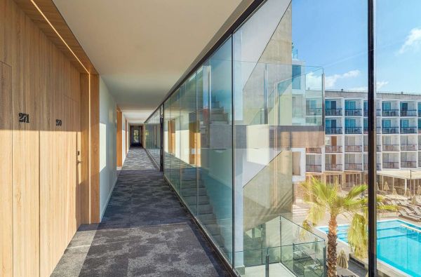 SANTA PONSA. Romantiškas pabėgimas į MALJORKĄ. Skrydis, 7n. viešbutyje H10 CASA DEL MAR 4*, su pusryčiais  - nuo 609€