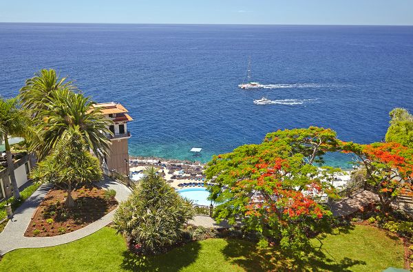 Funšalis. Prabangus poilsis MADEIROJE. Skrydis, 7n. viešbutyje THE CLIFF BAY 5* su pusryčiais - nuo 1009 €!