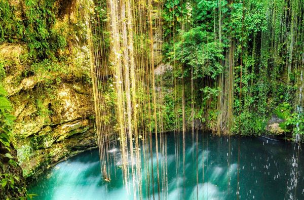 Liepsningoji Meksika su Mirusiųjų dienos fantasmagorija ir poilsiu Kankūne 15d.