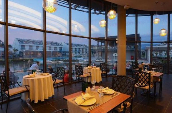 FETIJA. Tikras poilsis ir atsipalaidavimas saulėtoje Turkijoje 5* viešbutyje Jiva Beach Resort. Jūsų šeimos vasariškos atostogos – skrydis, 7 nakvynės su maitinimu „viskas įskaičiuota plius“.