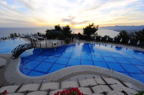 ALANIJA. Saulėtos atostogos. Skrydis, 7n. puikiame viešbutyje UTOPIA WORLD 5* su Ultra viskas įskaičiuota maitinimu!