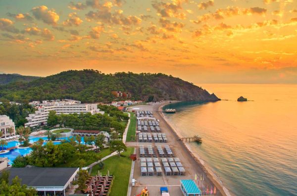 TEKIROVA. Patirkite kokybišką poilsį saulėtoje Turkijoje - 7 nakvynės 5* viešbutyje RIXOS PREMIUM TEKIROVA su skrydžiu ir maitinimu „ultra viskas įskaičiuota“