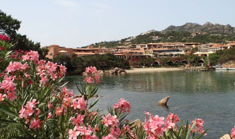 Sardinija. Porto Červo.