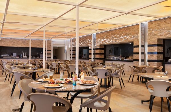 Pickalbatros Albatros White Beach