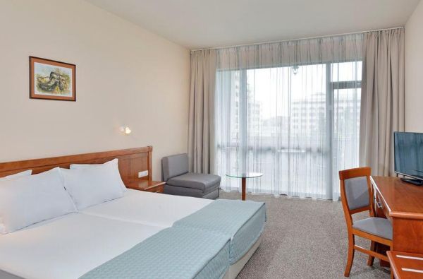 Planuokite įspūdingas vasaros atostogos Bulgarijoje 4* viešbutyje SOL NESSEBAR RESORT su skrydžiu ir maitinimu  „viskas įskaičiuota“