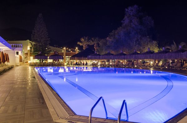 BODRUMAS. Išskirtinės atostogos prie Egėjo jūros. Skrydis, 7n. puikiame viešbutyje KADIKALE RESORT 5* su viskas įskaičiuota maitinimu!