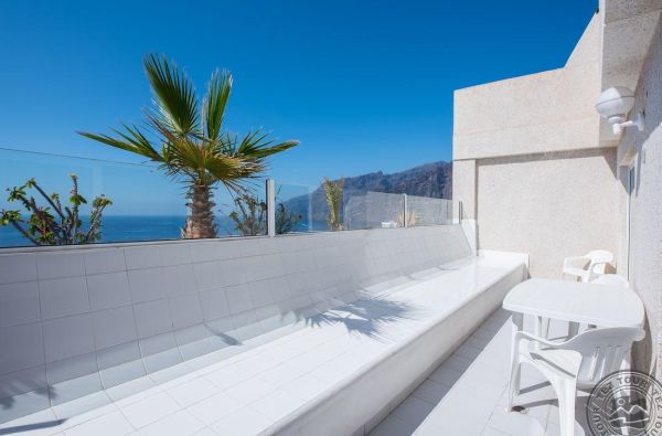 Puerto de Santiago. Aplankykite vieną gražiausių ir populiariausių salų žemėje - TENERIFĘ. Skrydis, 7n. viešbutyje VIGILIA PARK 2*, be maitinimo - nuo 510 €!