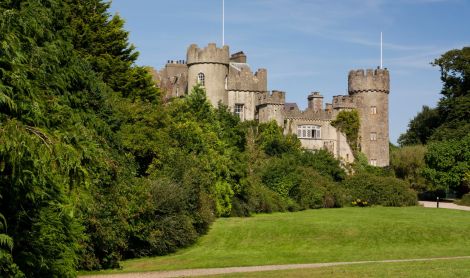 Airija. Malahide pilis.