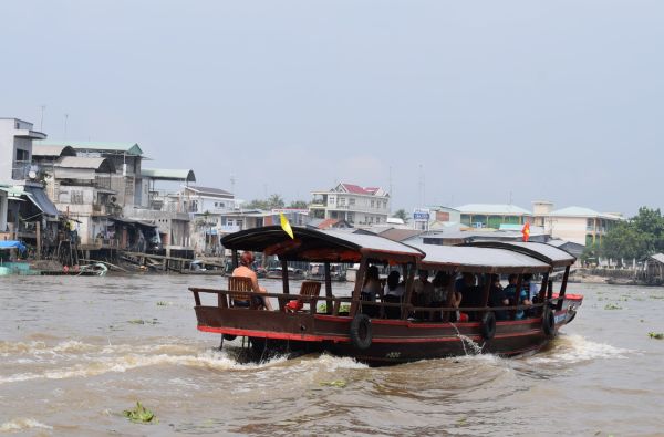 Naujųjų metų sutikimas laive Ha Long įlankoje, poilsis prie Pietų Kinijos jūros ir pažintinė programa po Vietnamą 13d.
