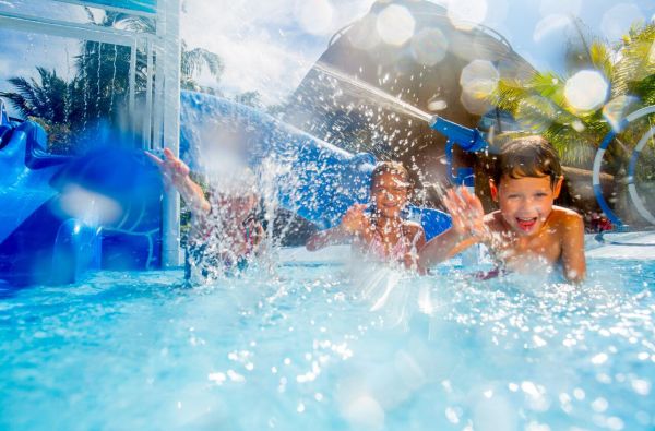 Tobulos atostogos Maldyvuose! Skrydis, pervežimas ir 7 n. viešbutyje HOLIDAY INN RESORT KANDOOMA 4+* su pusryčiais ir vakarienėmis